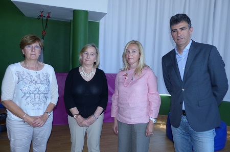 Gerente de Agamed en la comunicación de la colaboración con el Rotary Club de Torrevieja